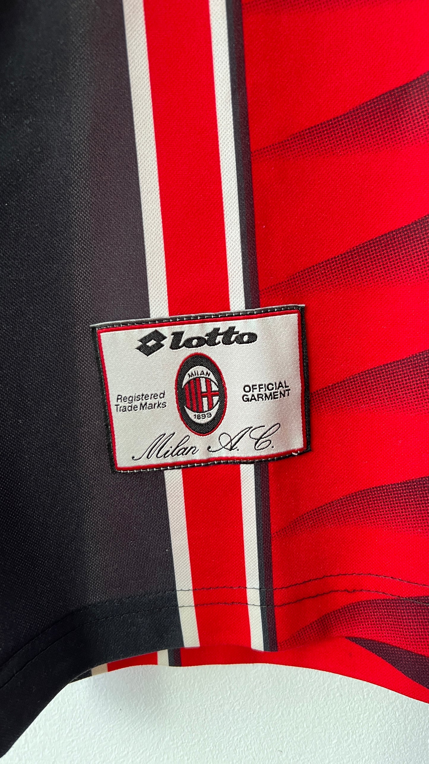 AC Milan 1997-98 Training Shirt (XL fits L)