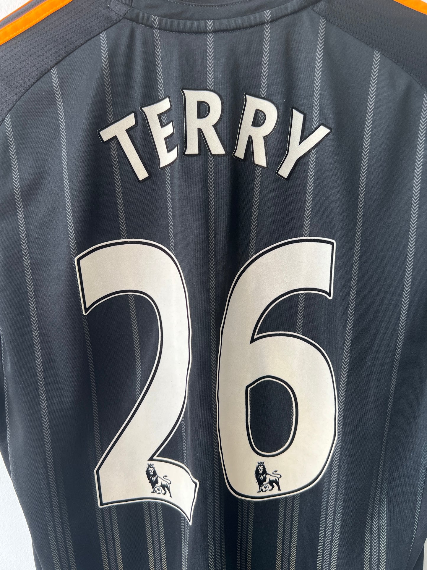 (L) Chelsea 2010-11 Away Shirt Terry #26