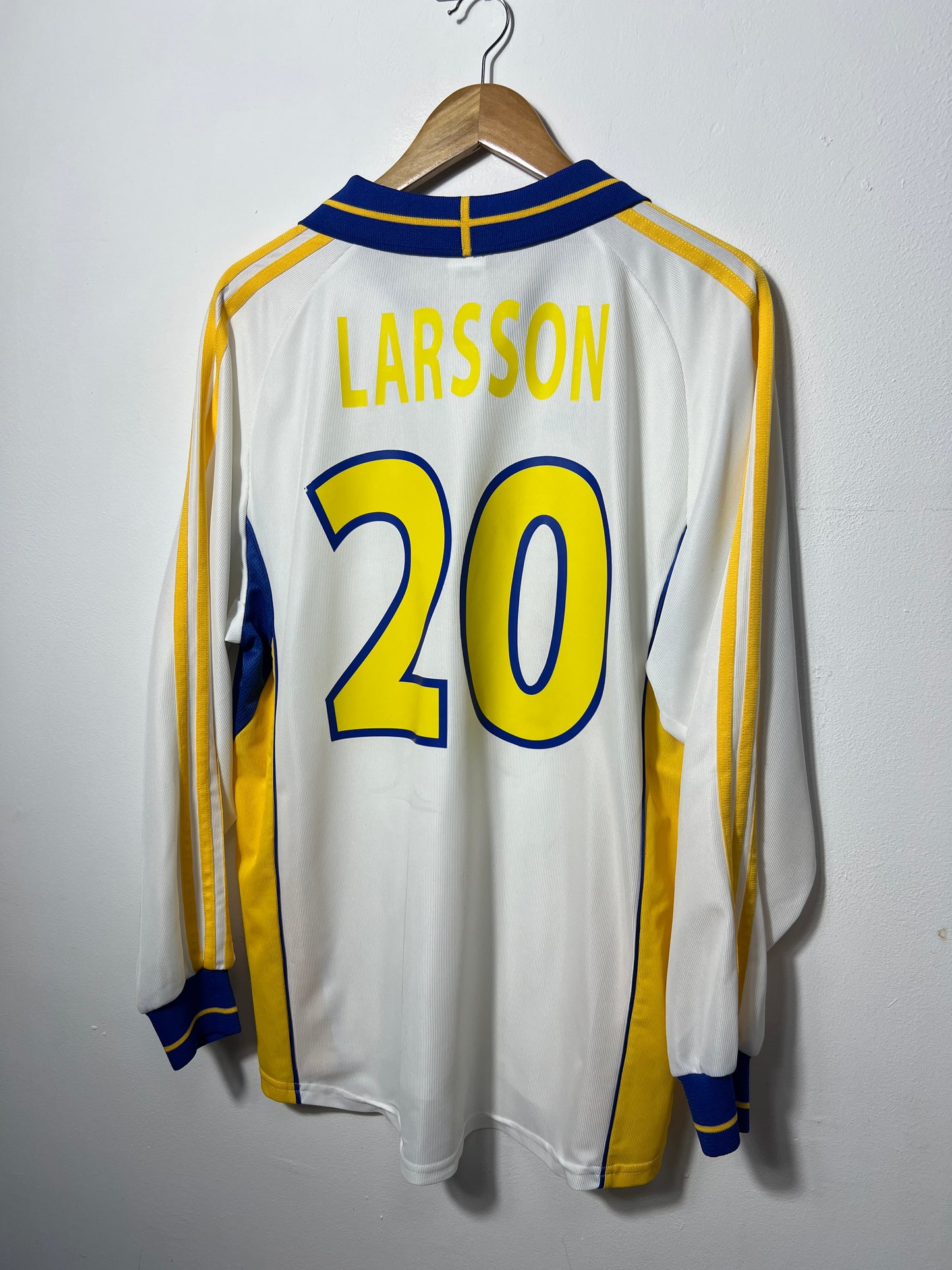 (L) Sweden 2000-02 Away Long Sleeve Player Version Larsson #20