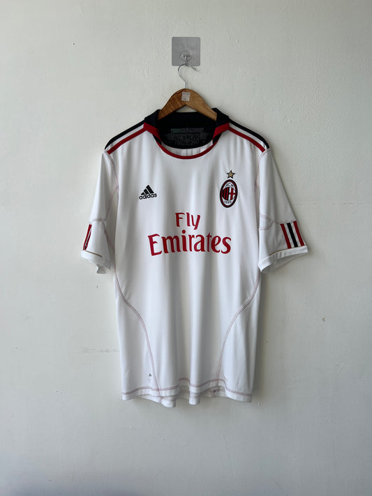 (L) AC Milan 2010-11 Away Shirt Ibrahimovic #11