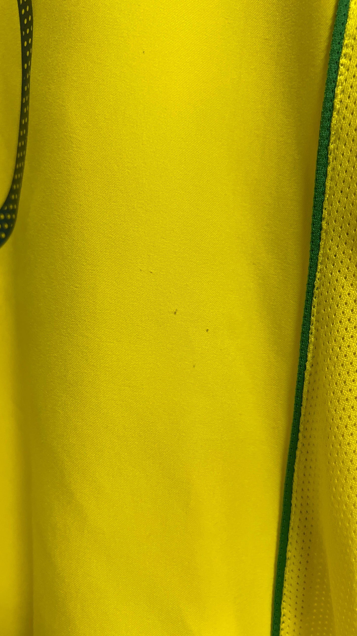 Brazil 2004-06 Home Shirt Kaka #8 (XL)