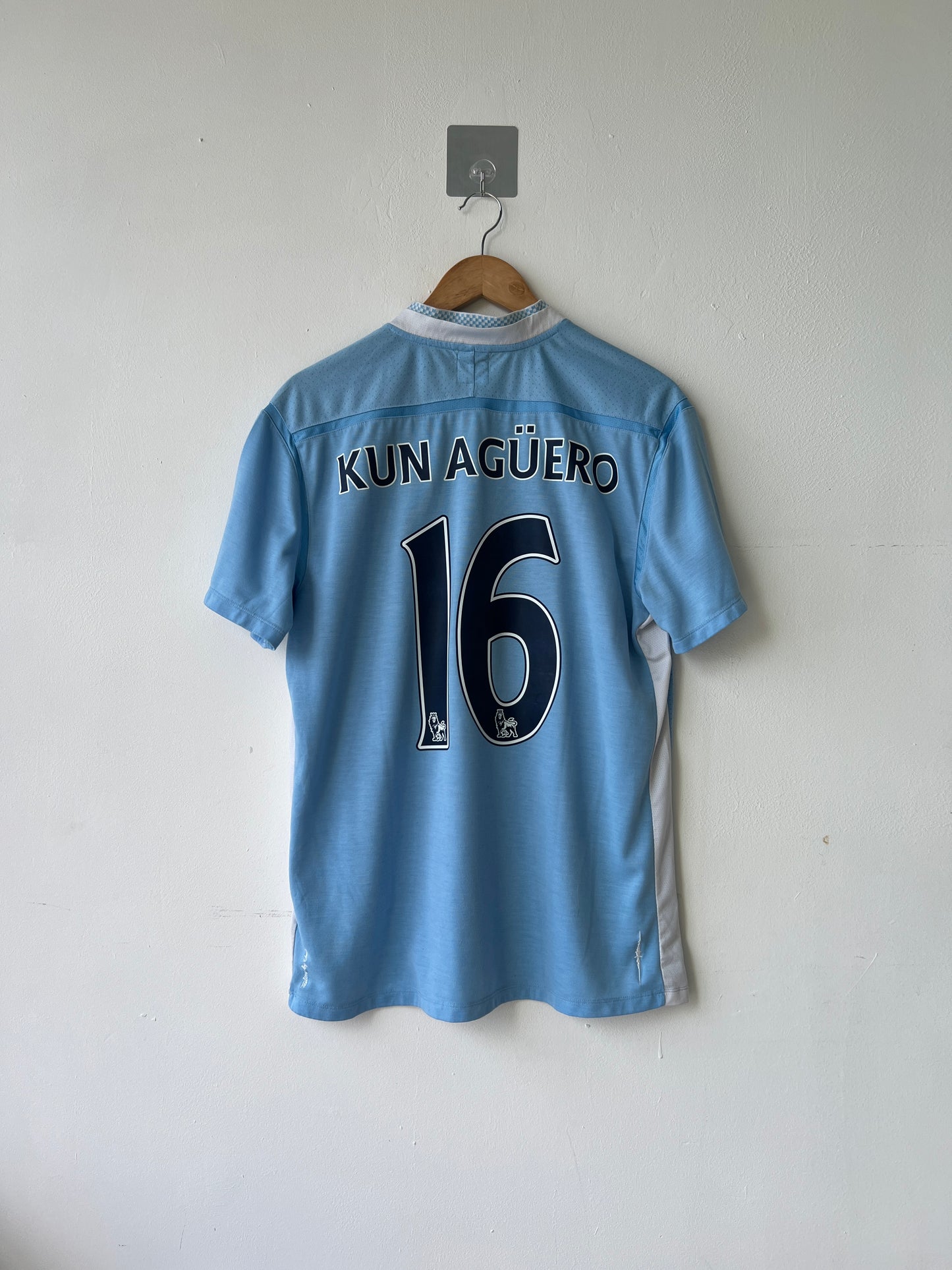 Manchester City 2011-12 Home Shirt Kun Aguero #16 (L)