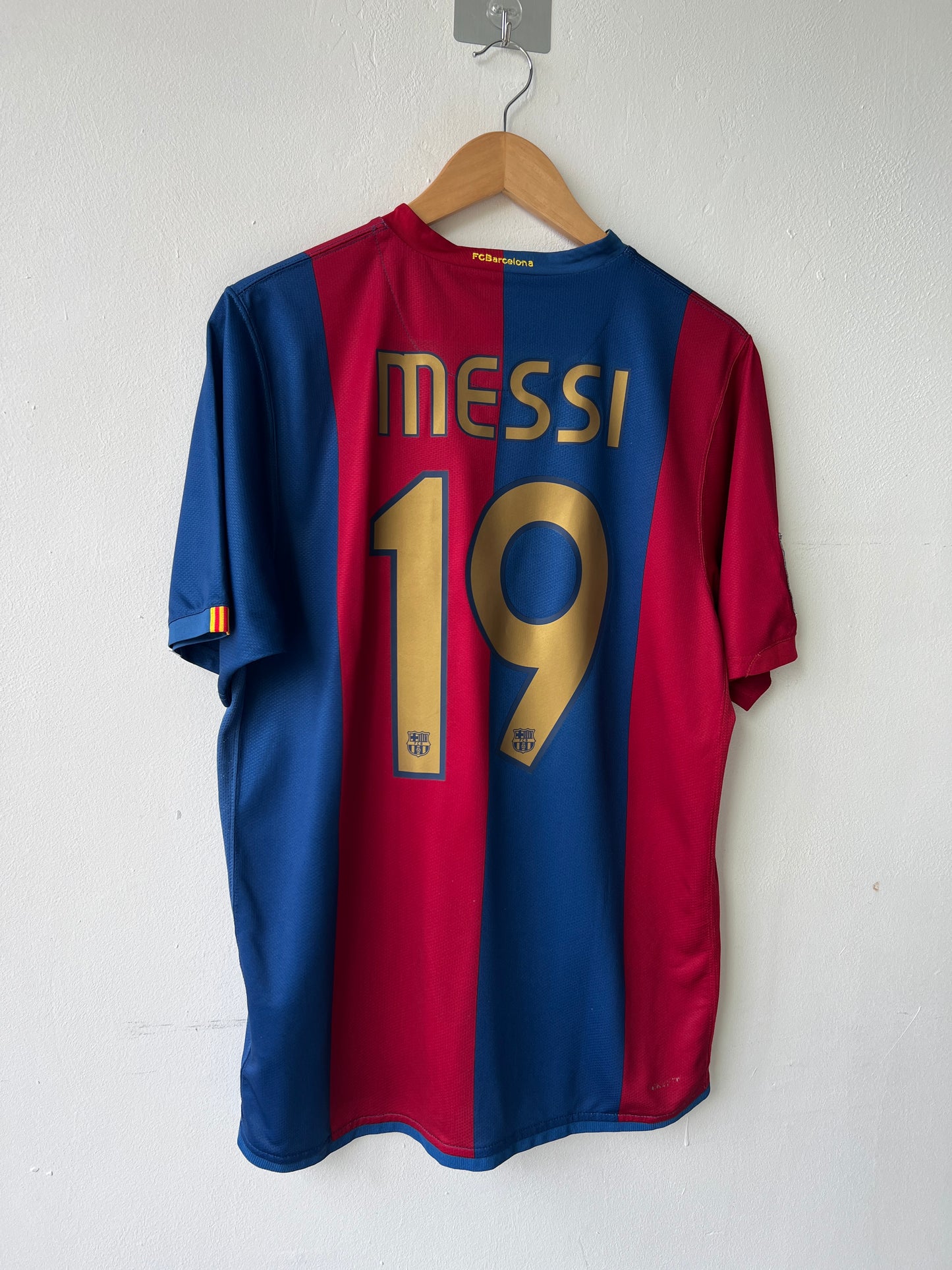 (M) Barcelona 2006-07 Home Shirt Messi #19