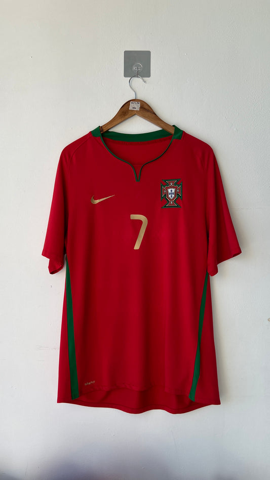 Portugal 2008-10 Home Shirt Ronaldo #7 (L/XL)