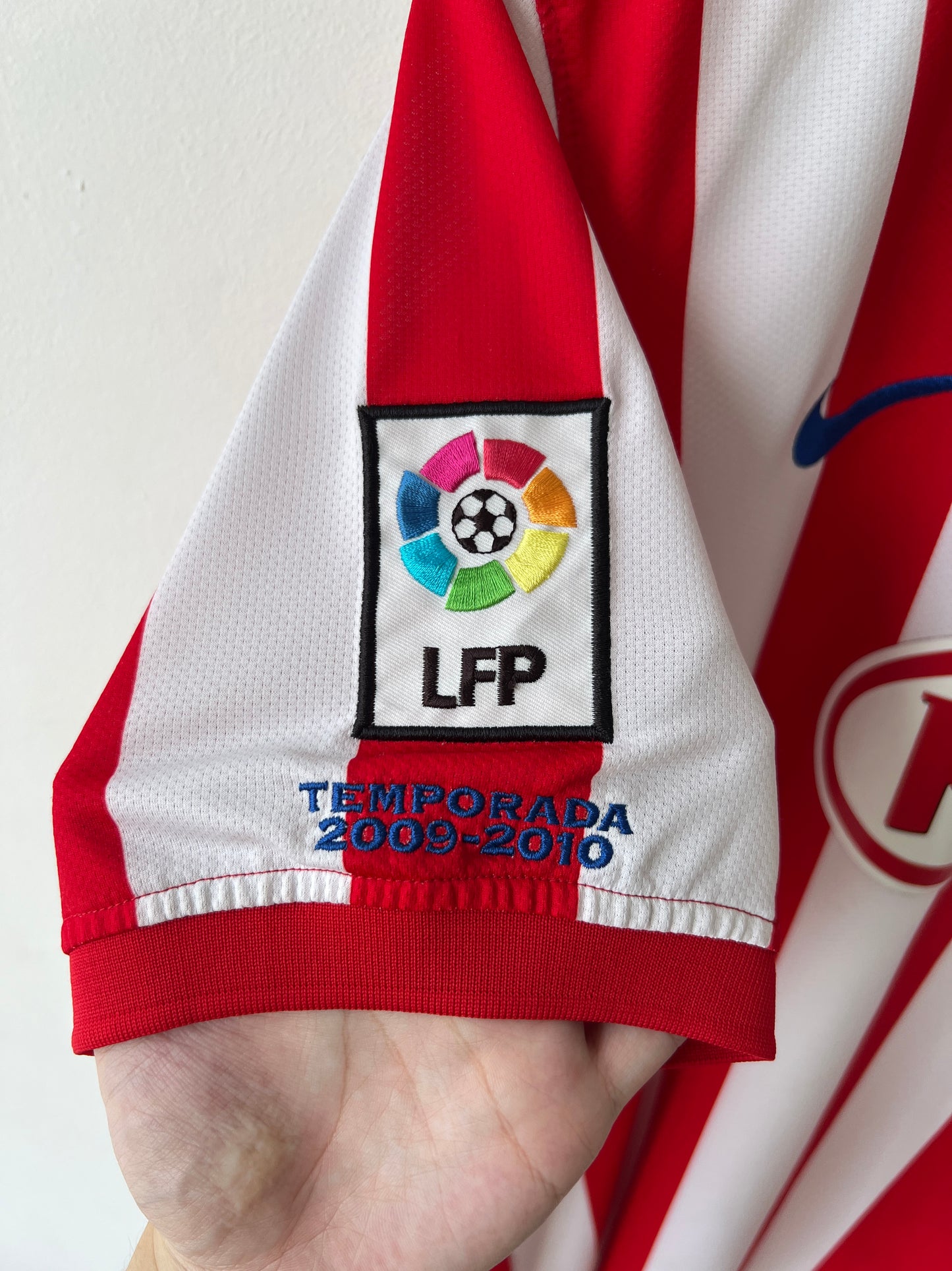 (L) Atletico Madrid 2009-10 Home Shirt Forlan #7