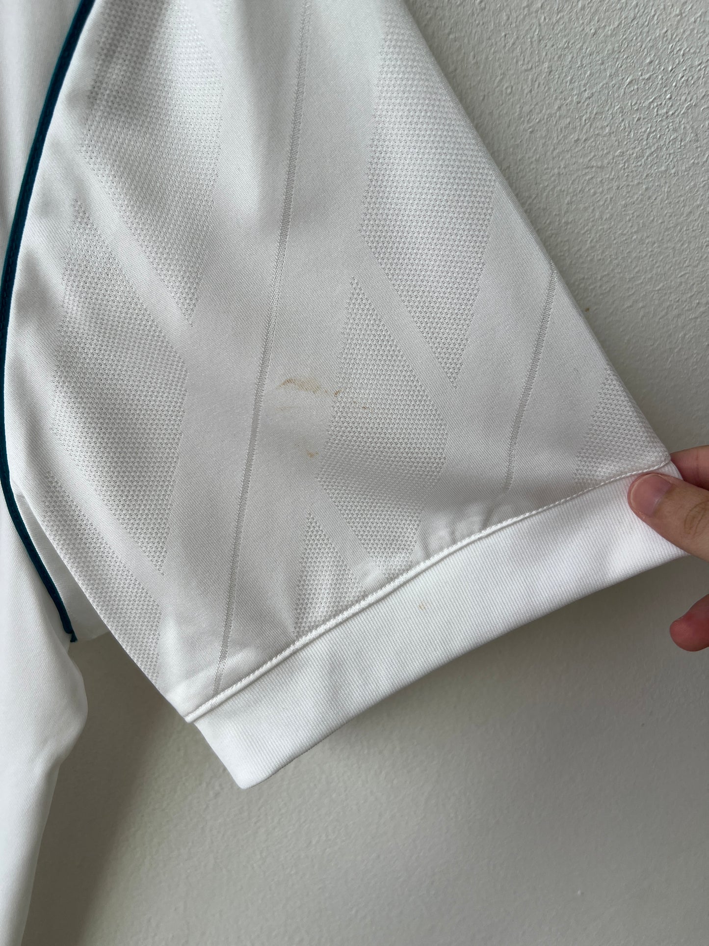 (L) Real Madrid 2017-18 Home Shirt Casemiro #14 (NEW)