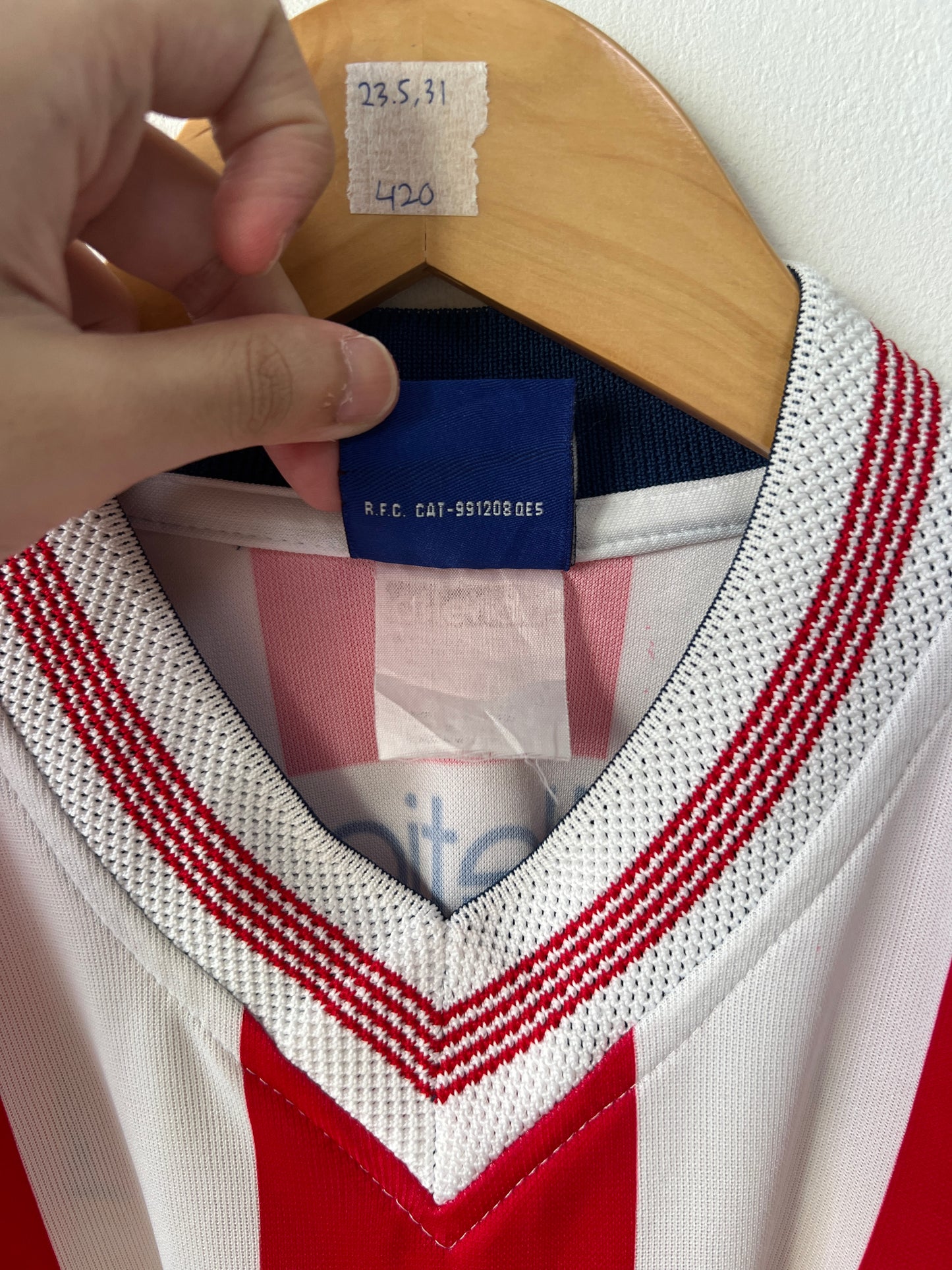 (L fits XL) Chivas Guadalajara 2000-01 Home Shirt