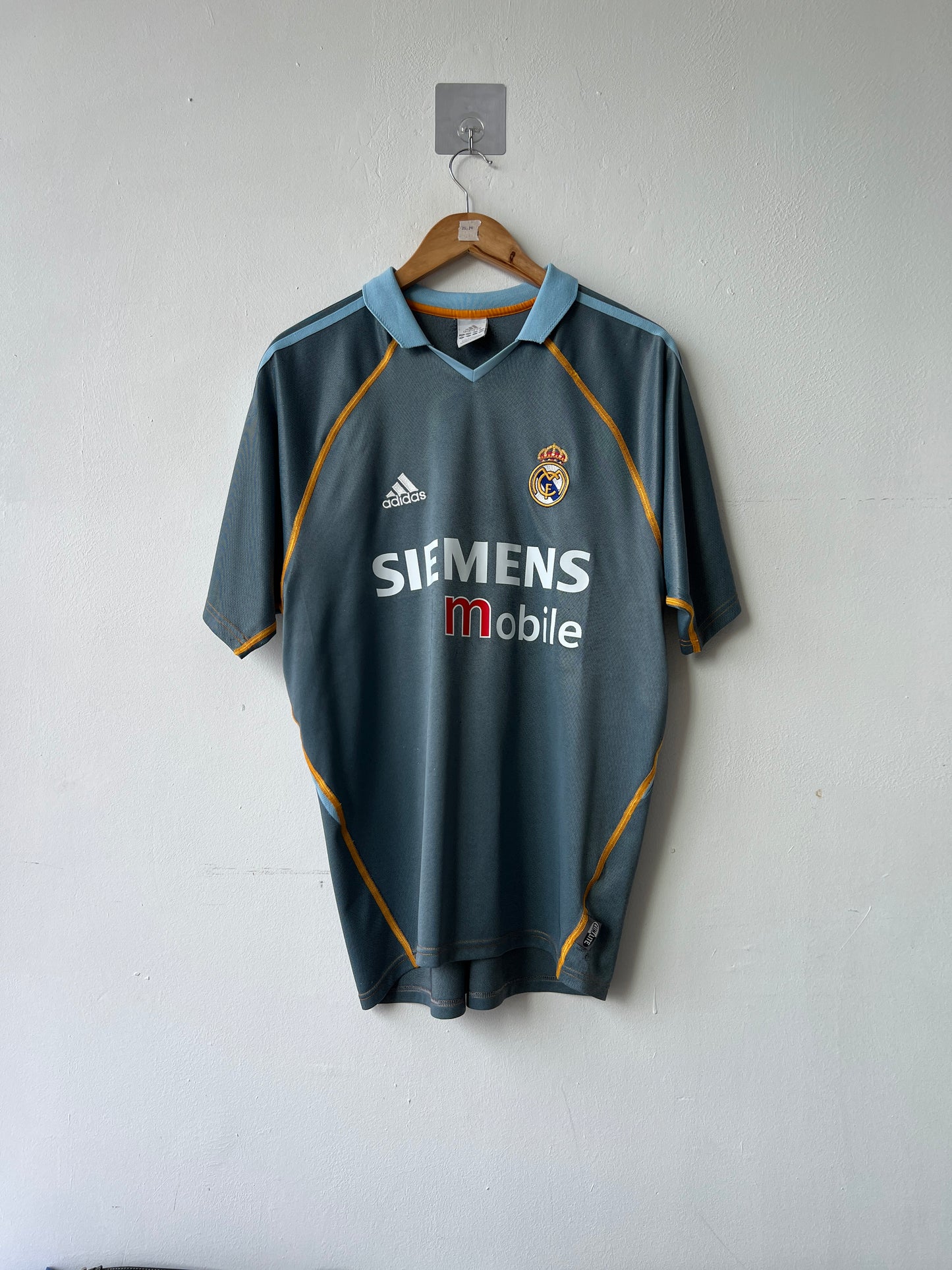 (M fits L) Real Madrid 2003-04 Third Shirt Beckham #23