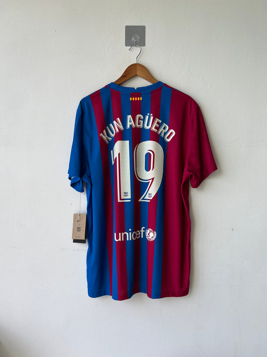 (XXL fits XL) Barcelona 2021-22 Home Player Issue Shirt Kun Aguero #19 (NEW)