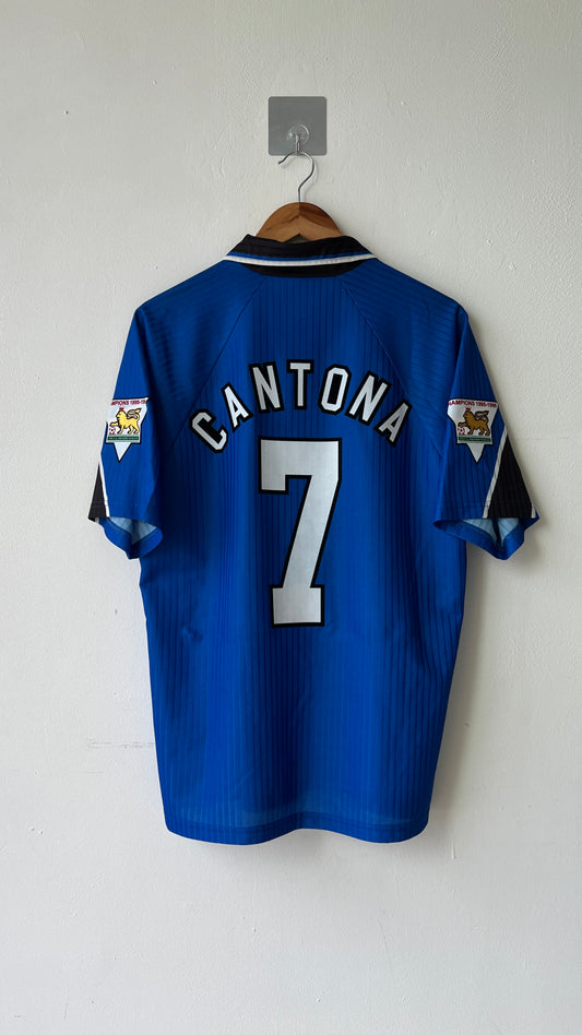 Manchester United 1996-98 Third Shirt Cantona #7 (M)
