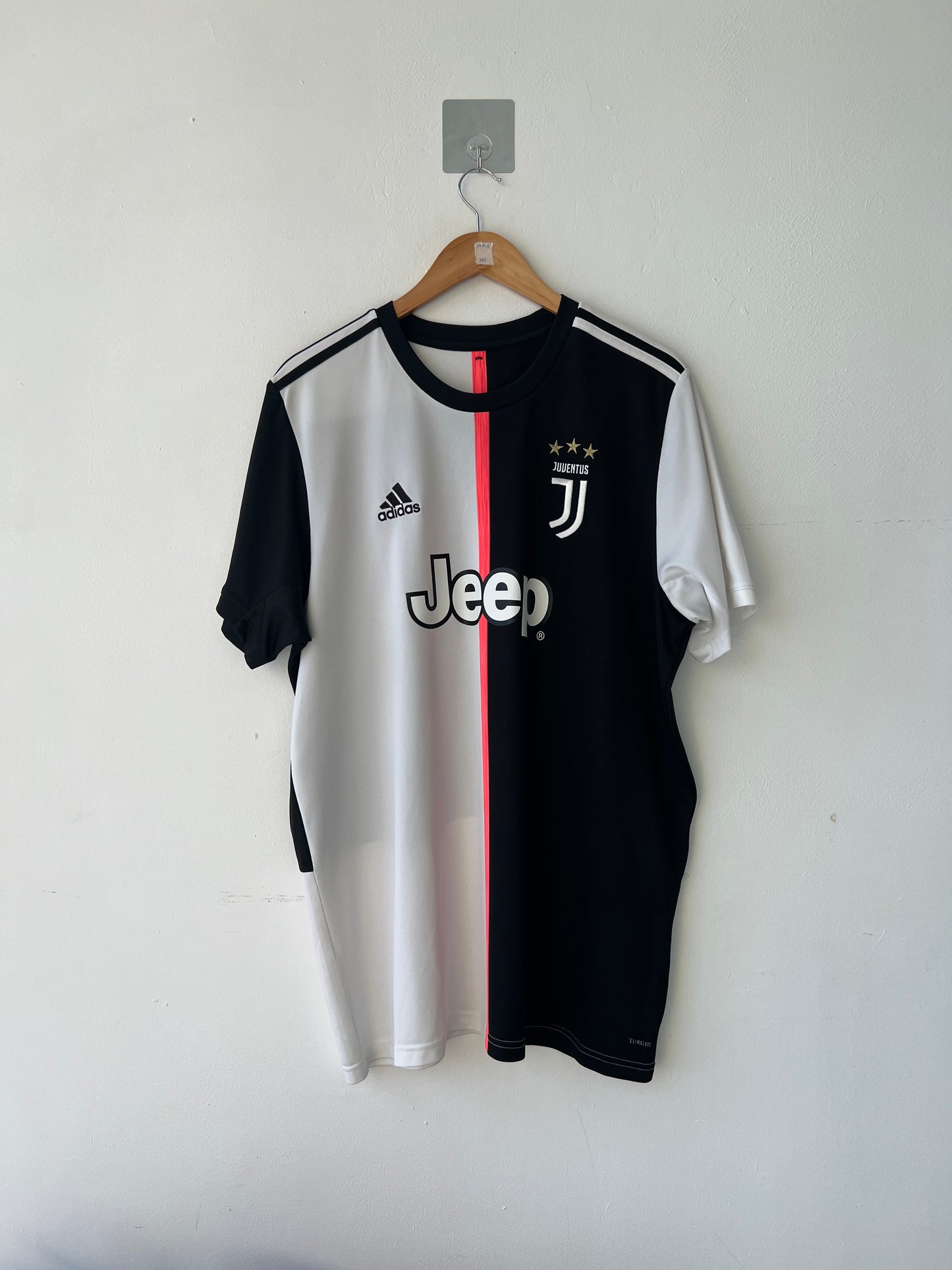 (XL) Juventus 2019-20 Home Shirt Ronaldo #7 (Arabic)