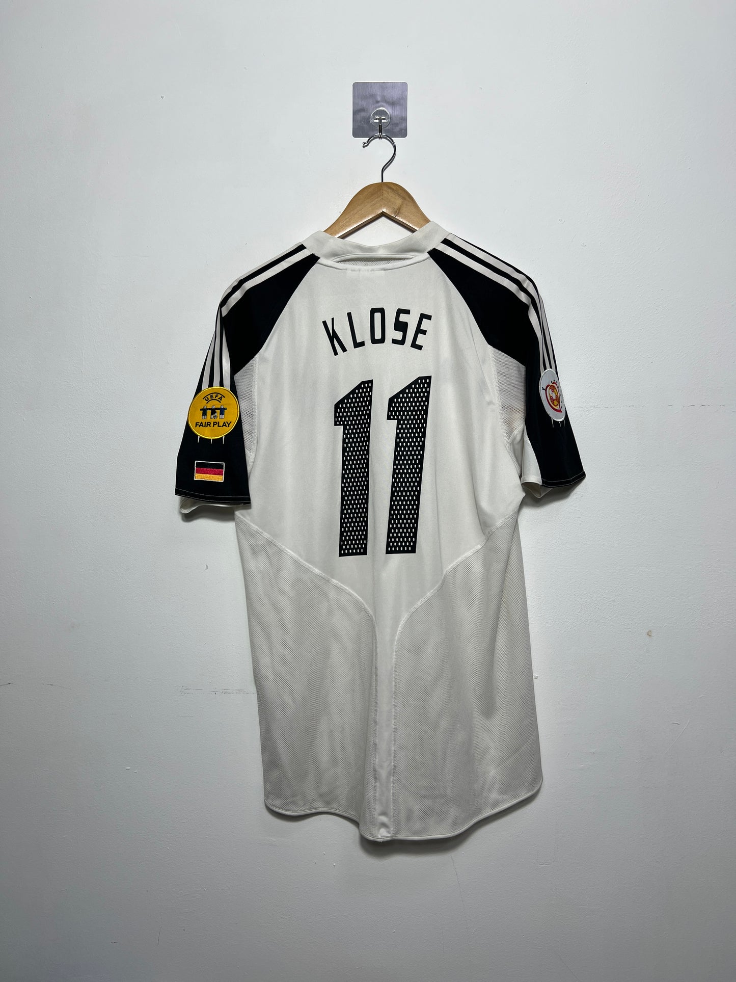 (M) Germany 2004-05 Home Shirt Klose #11