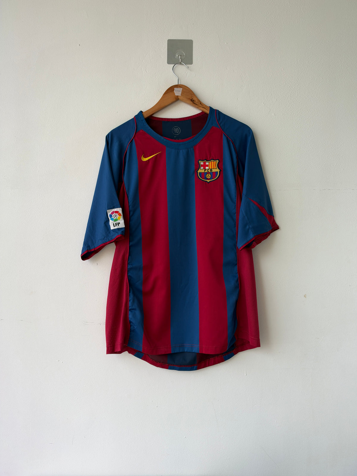(L) Barcelona 2004-05 Home Shirt Ronaldinho #10