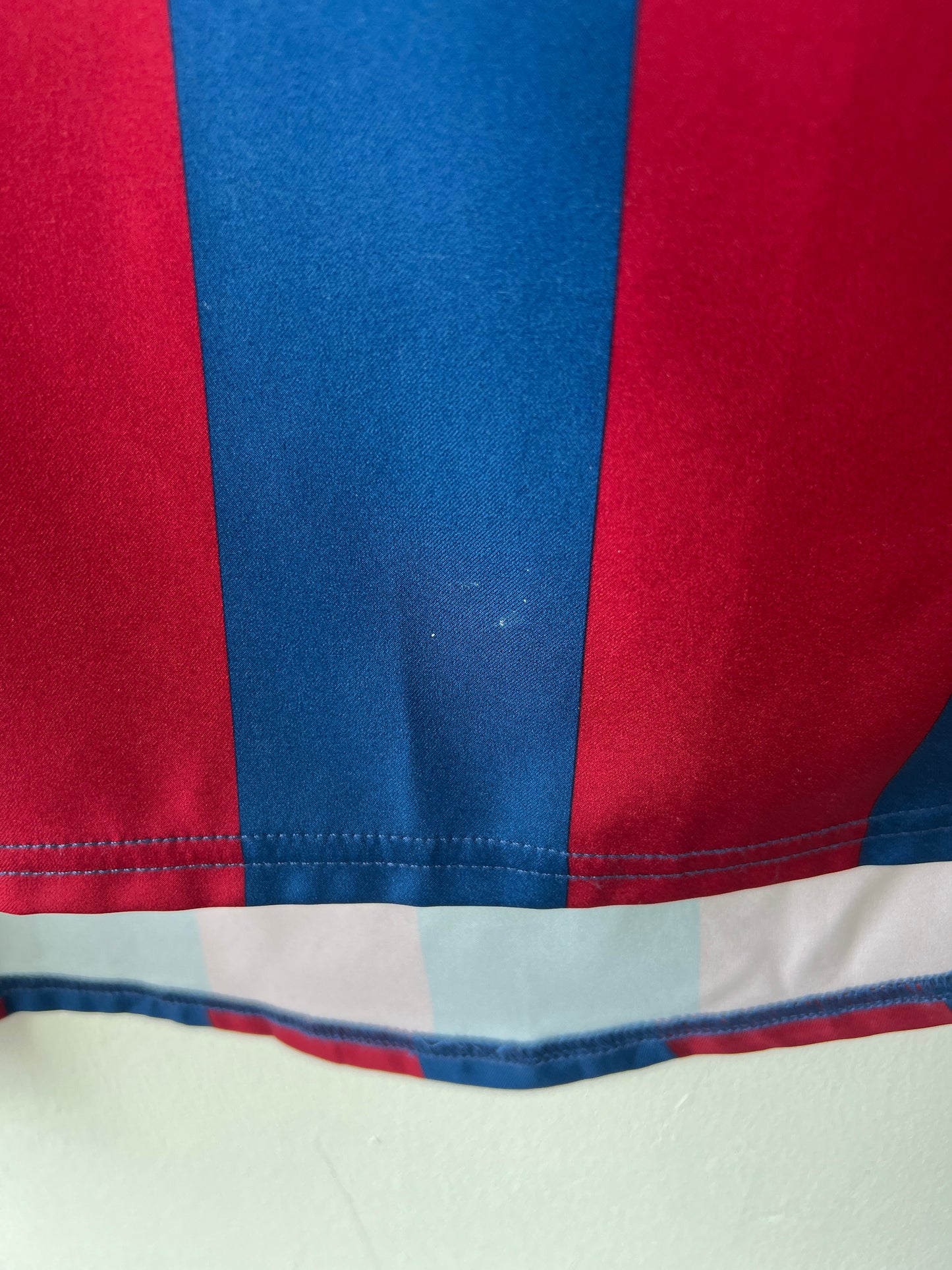 (XL) Barcelona 2005-06 Home Shirt Ronaldinho #10 (NEW)