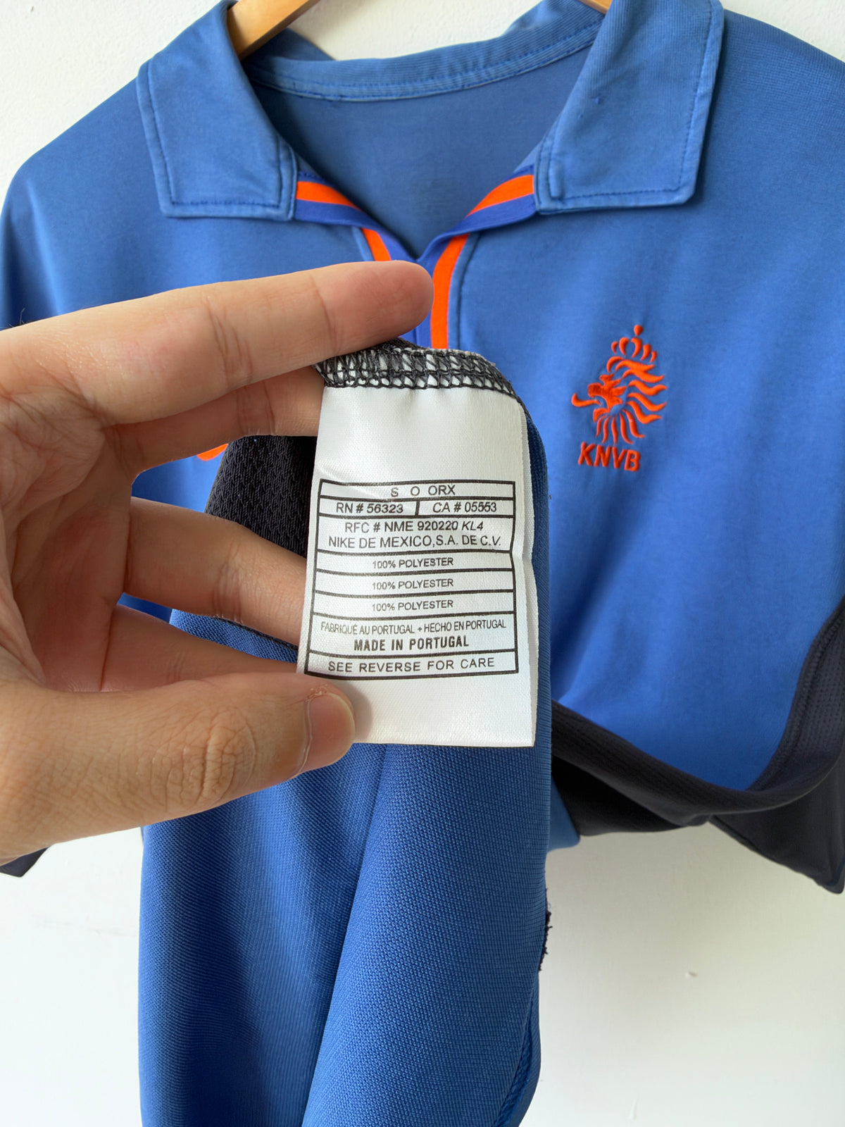 (XL) Netherlands 2000-02 Away Shirt Bergkamp #10