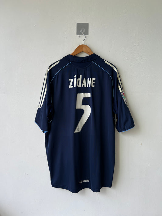 (XL) Real Madrid 2005-06 Away Shirt Zidane #5