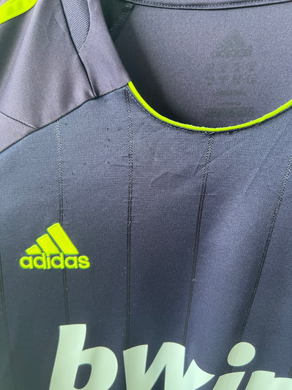 (XL) Real Madrid 2012-13 Away Shirt Kaka #8