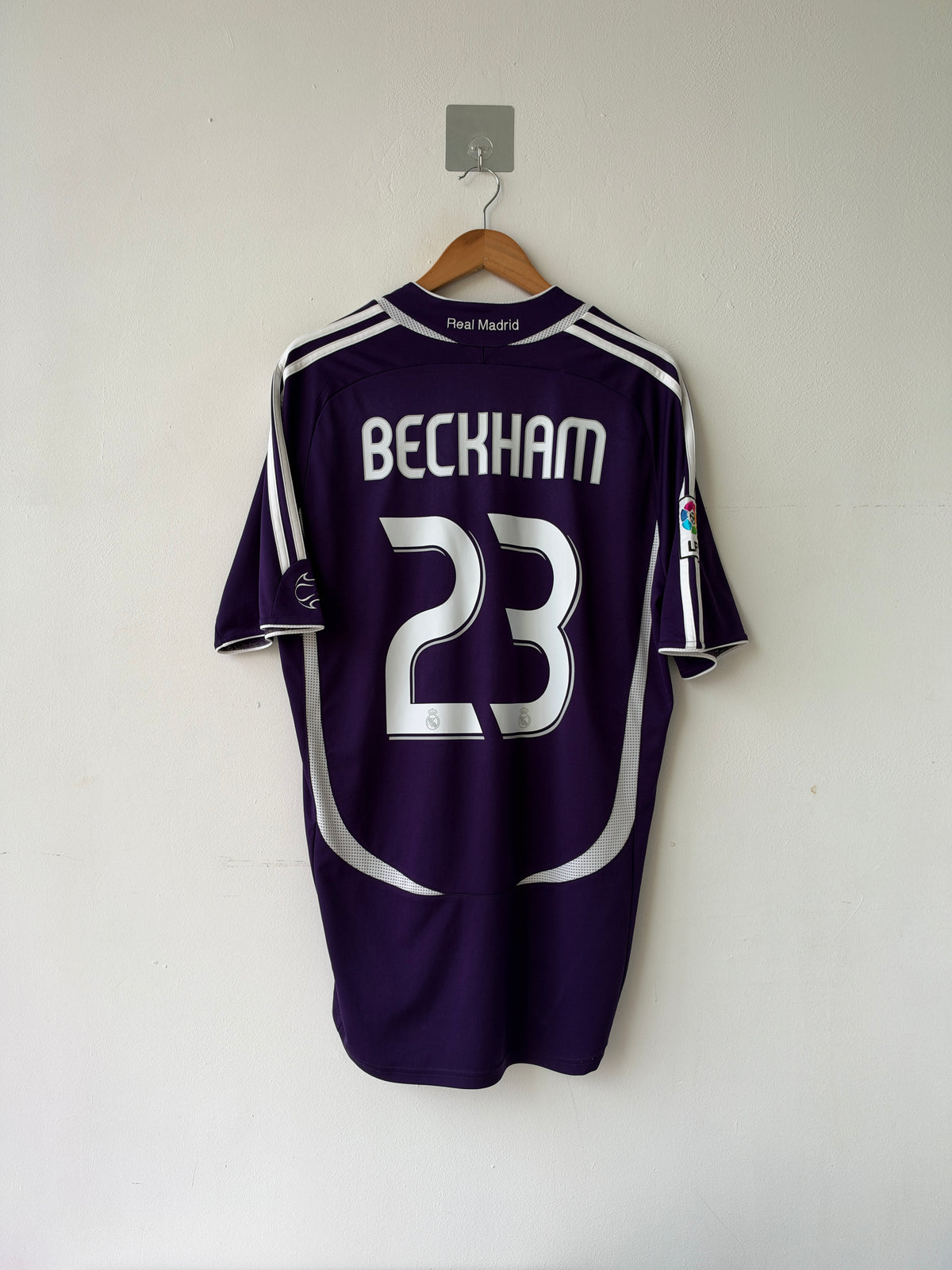 (XL) Real Madrid 2006-07 Third Shirt Beckham #23