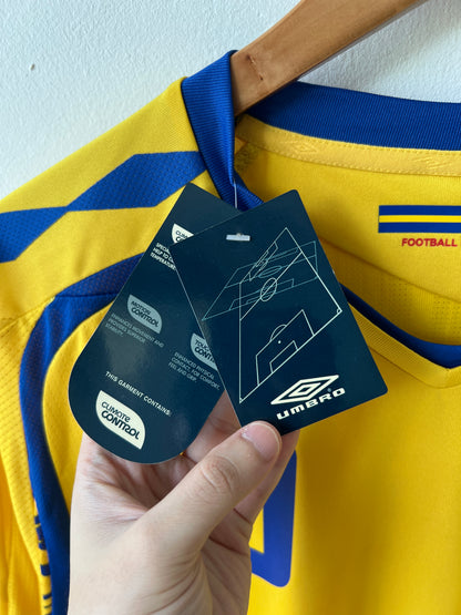 (XL) Sweden 2008-09 Long Sleeve Home Shirt Ibrahimovic #10 (NEW)