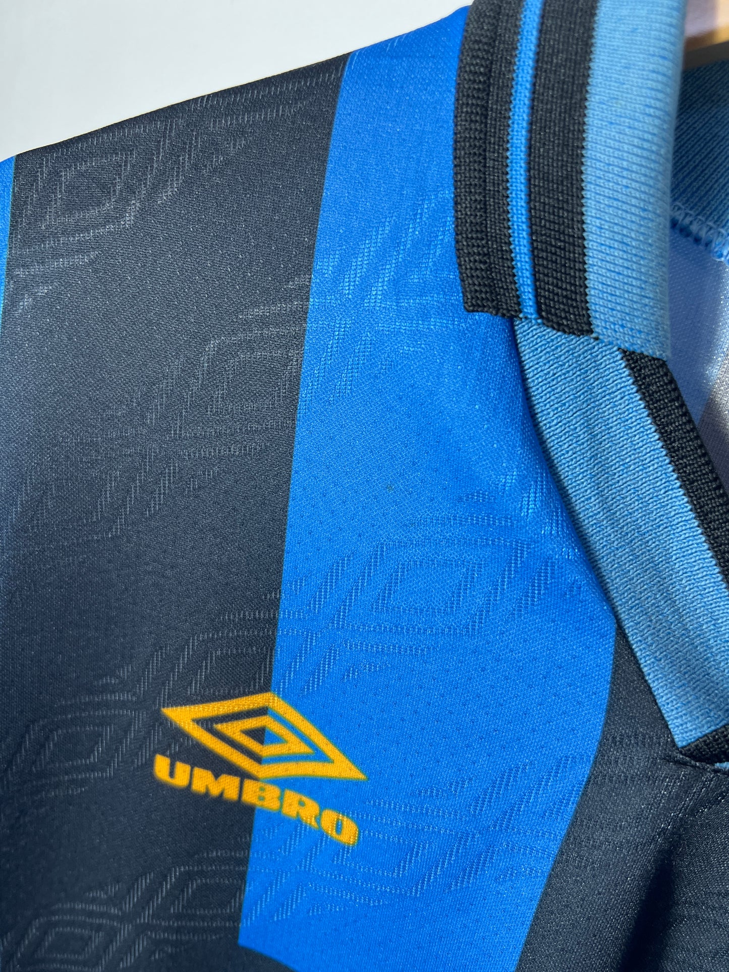 (L) Inter Milan 1994-95 Home Shirt Bergkamp #10