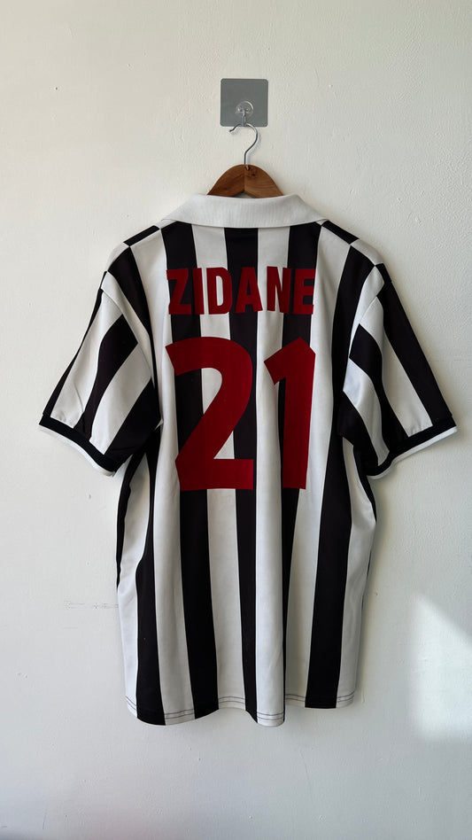 Juventus 1998-00 Home Shirt Zidane #21 (L)