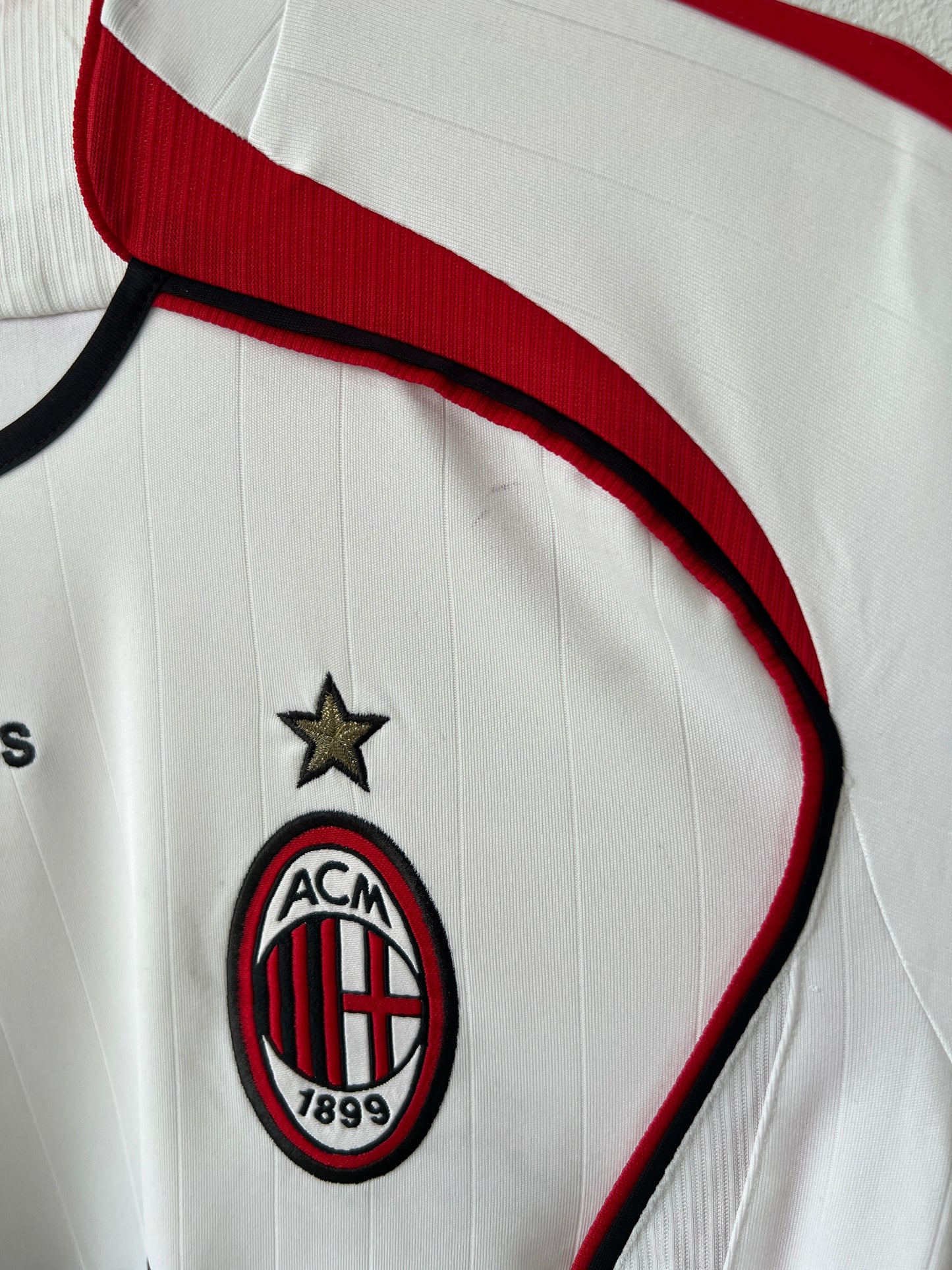 (S fits M) AC Milan 2006-07 Away Shirt Kaka #22