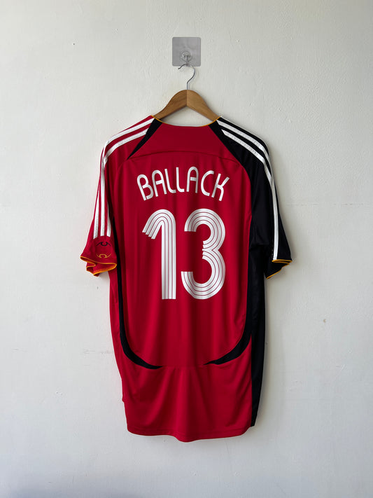 (XL) Germany 2005-07 Away Shirt Ballack #13