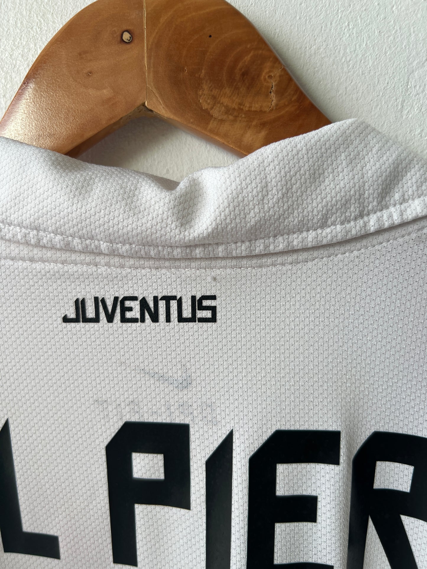 (L) Juventus 2010-11 Away Shirt Del Piero #10