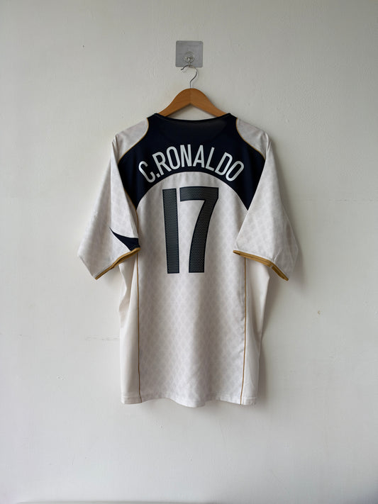 (XL) Portugal 2004-06 Away Shirt C. Ronaldo #17