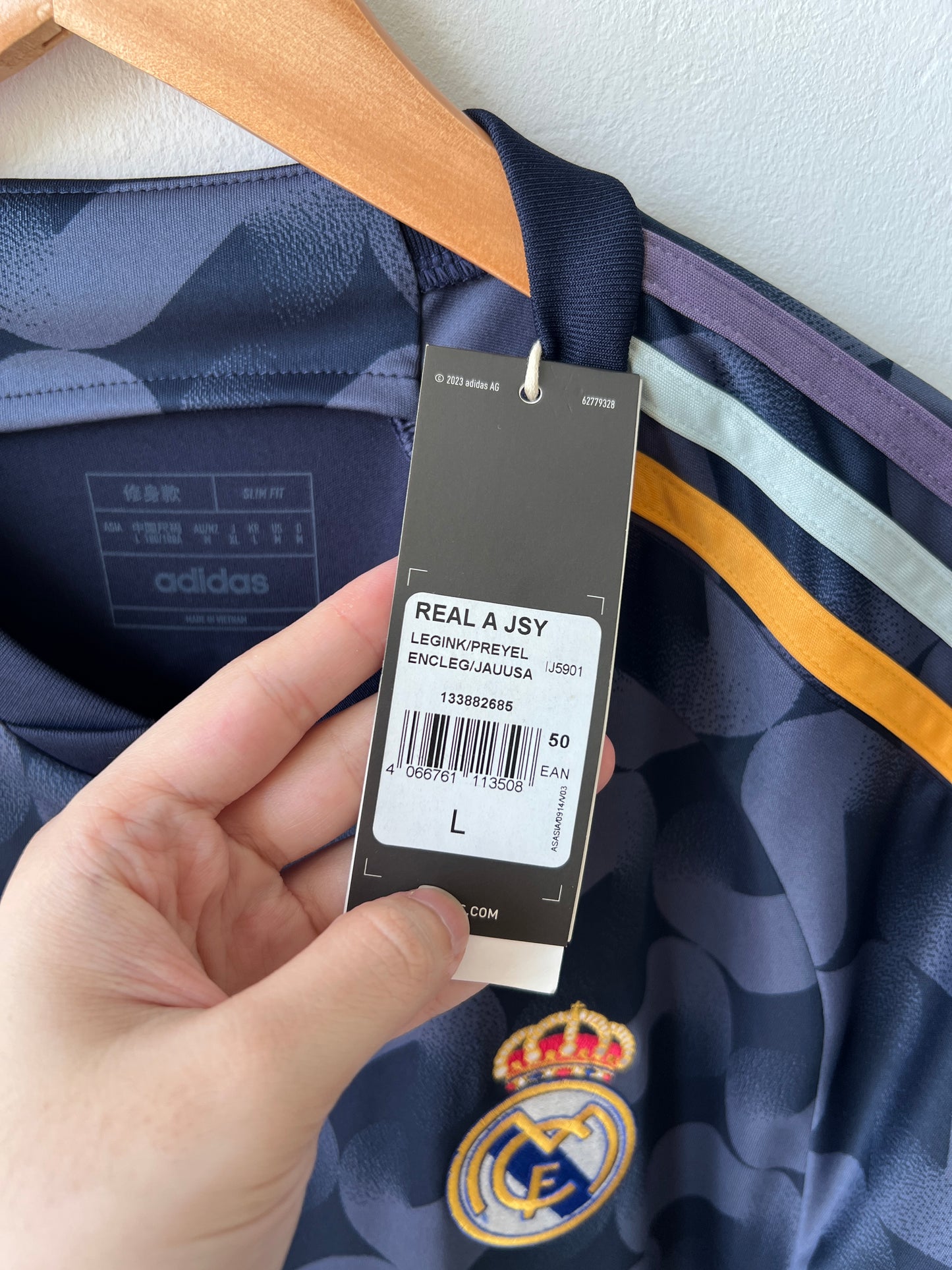 (M) Real Madrid 2023-24 Away Shirt Kroos #8 (NEW)