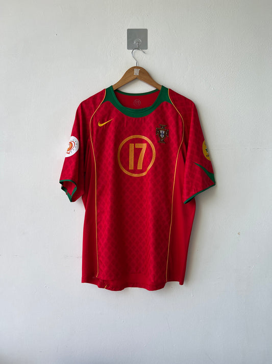 (M) Portugal 2004-06 Home Shirt C. Ronaldo #17