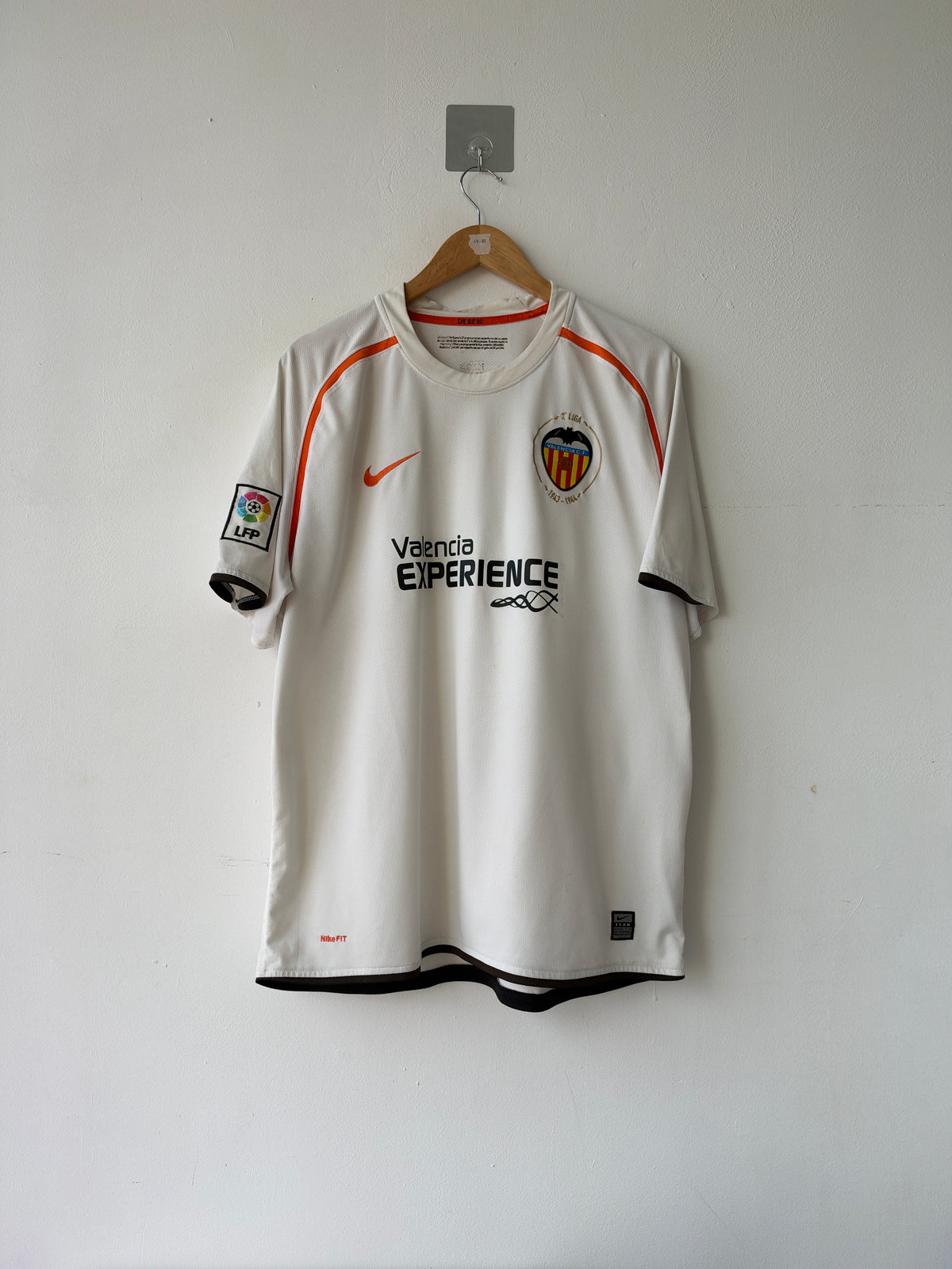 (XL) Valencia 2008-09 Home Shirt David Villa #7