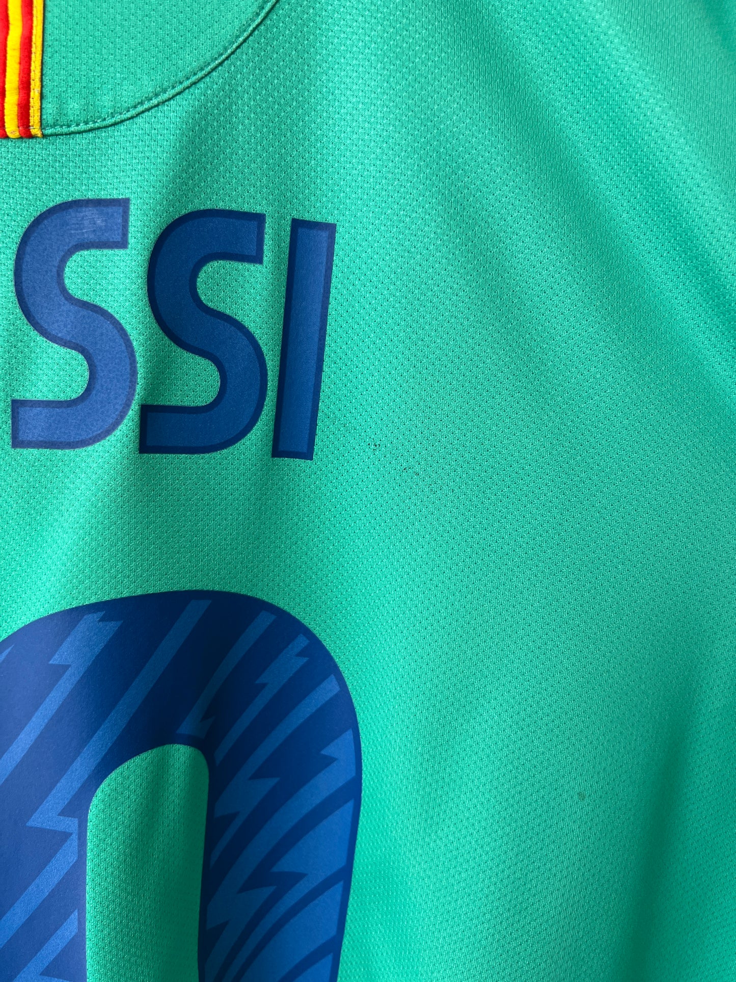 (XL) Barcelona 2010-12 Away Shirt Messi #10