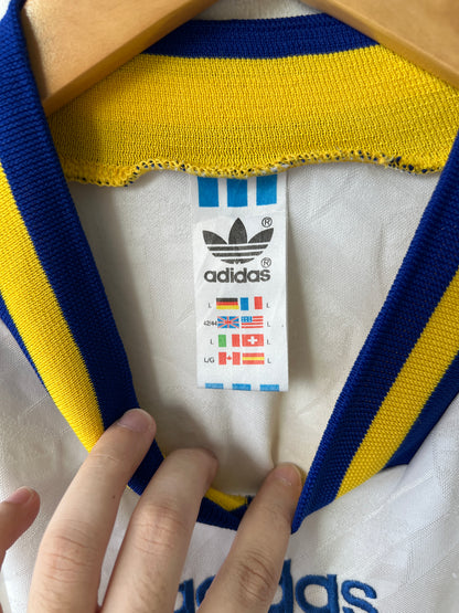 (L) Sweden 1994-96 Away Shirt