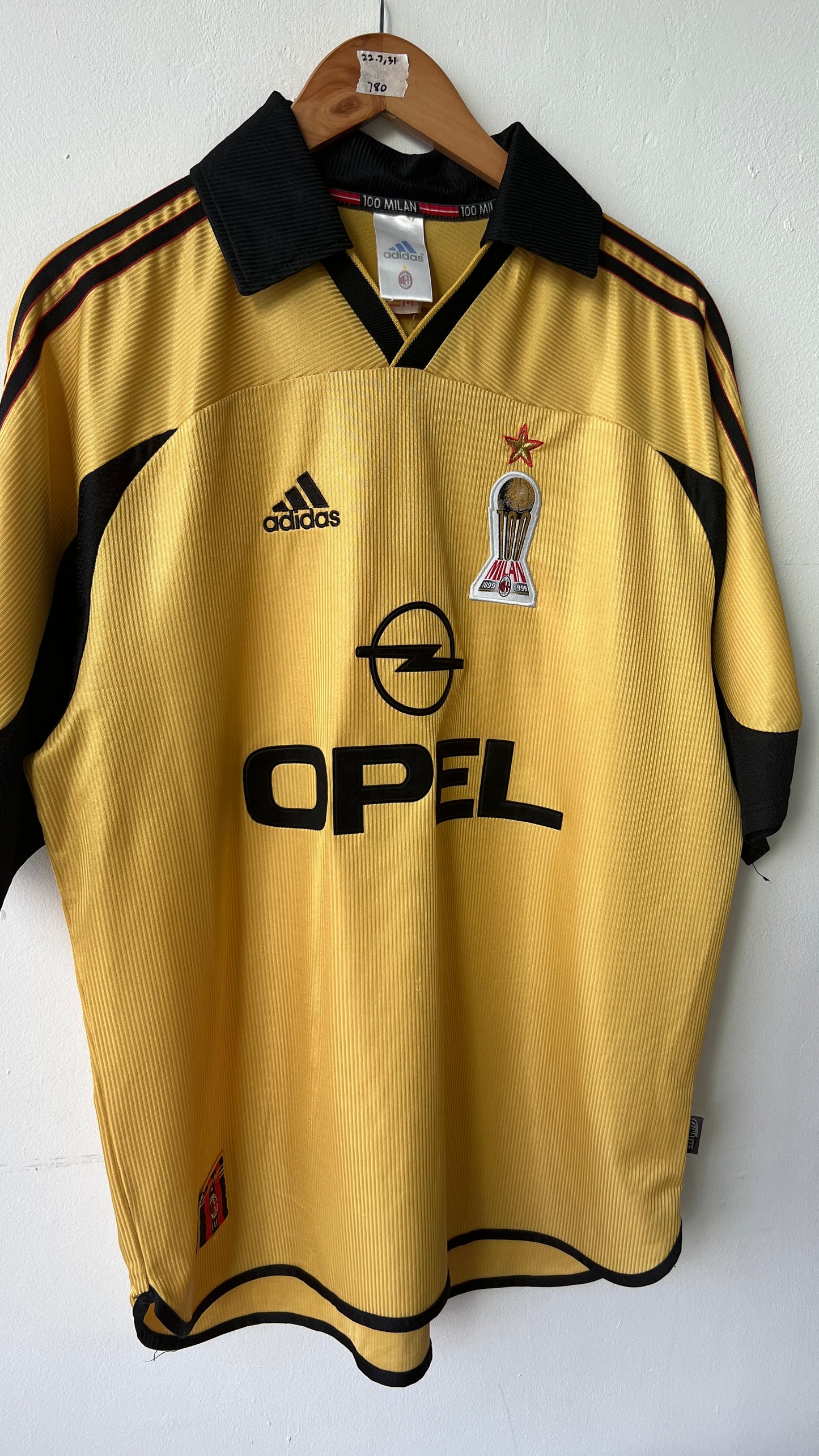 AC Milan 1999-00 Fourth Shirt Maldini #3 (L)