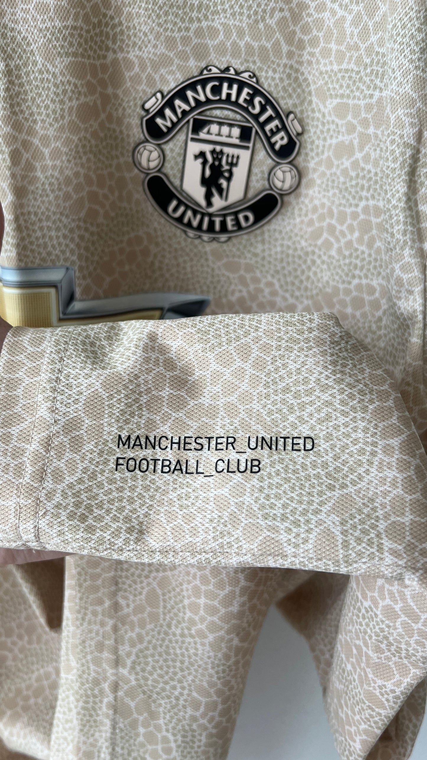 Manchester United 2019-20 Away Shirt B. Fernandes #18 (L)