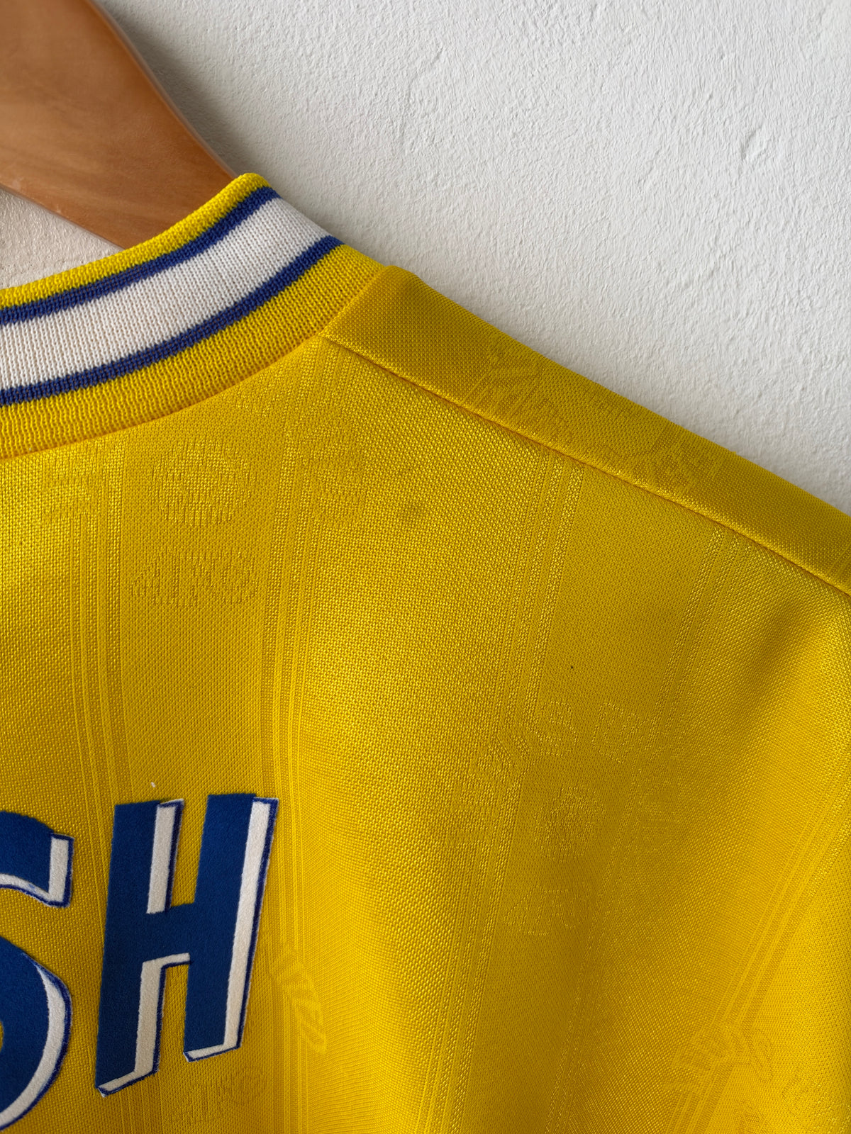 (M fits L) Leeds United 1998-99 Third Shirt Rush #9