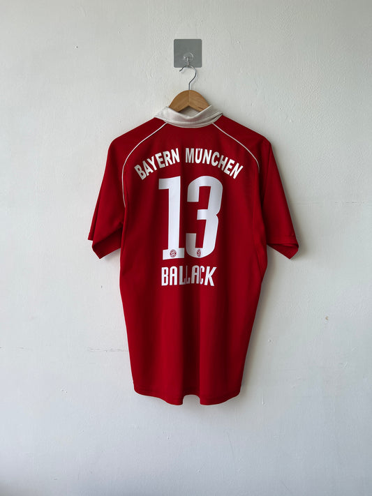 (M fits L) Bayern Munich 2005-07 Home Shirt Ballack #13
