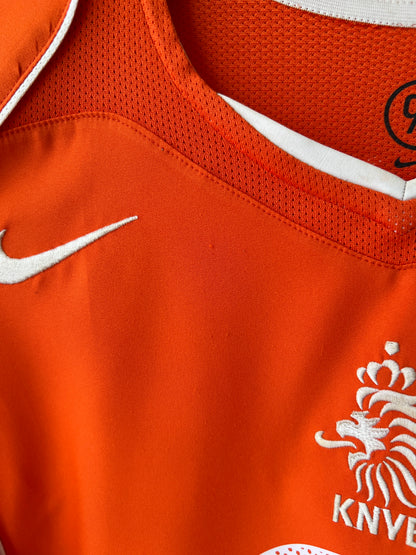 (M) Holland 2004-06 Home Shirt v. Nistelrooy #10