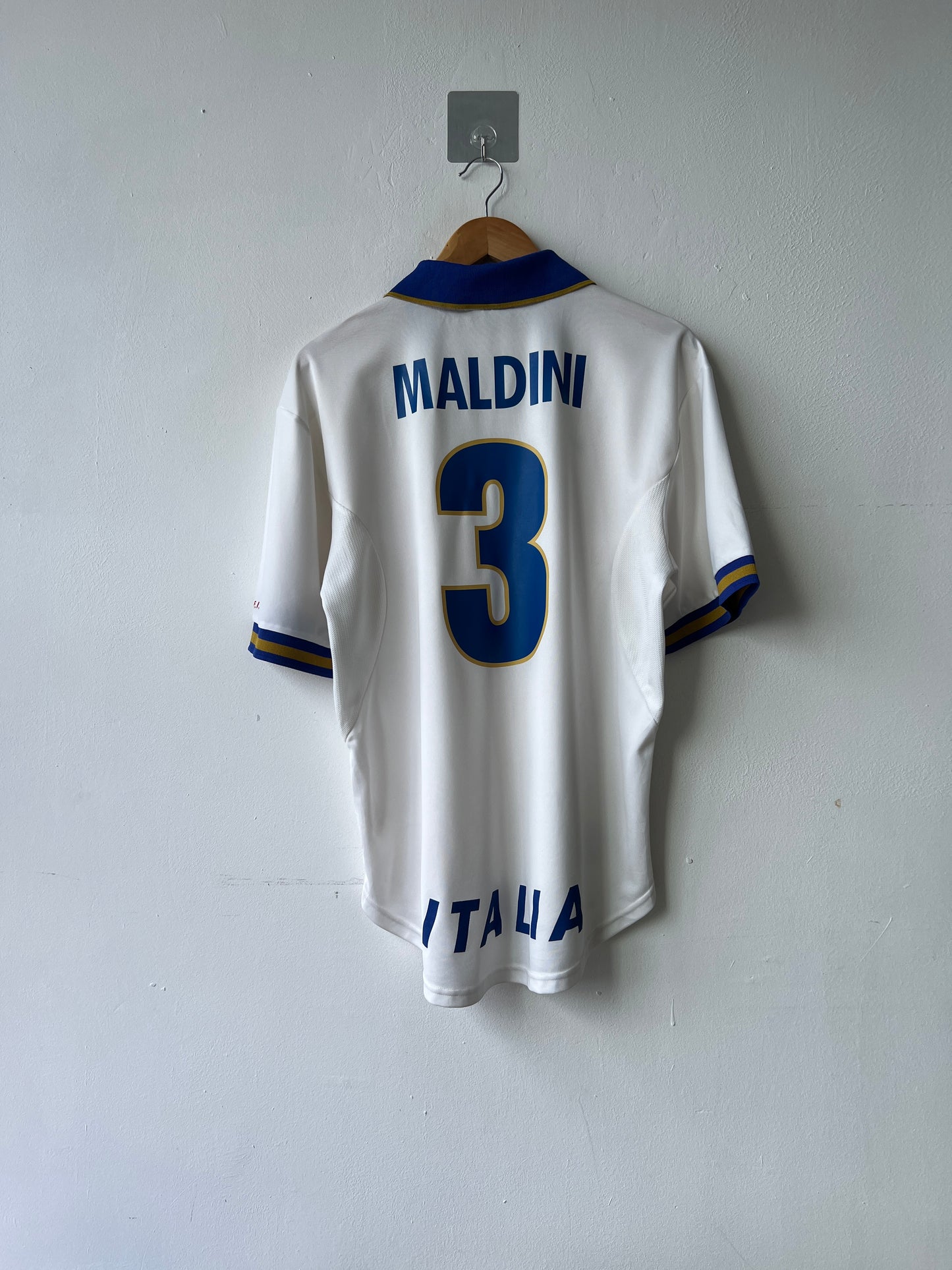 (L) Italy 1996-97 Away Shirt Maldini #3