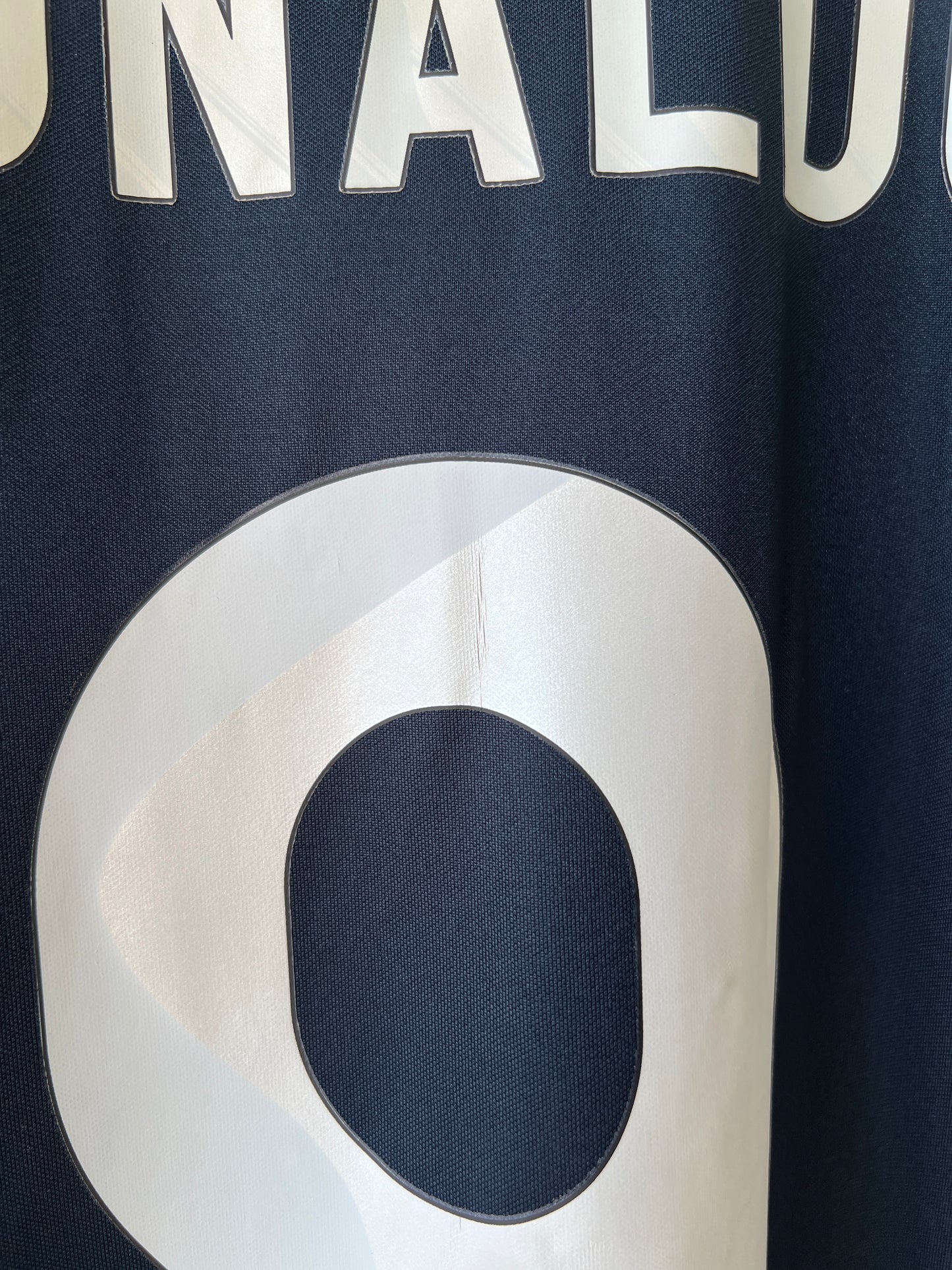 Real Madrid 2009-10 Away Shirt Ronaldo #9 (XL)