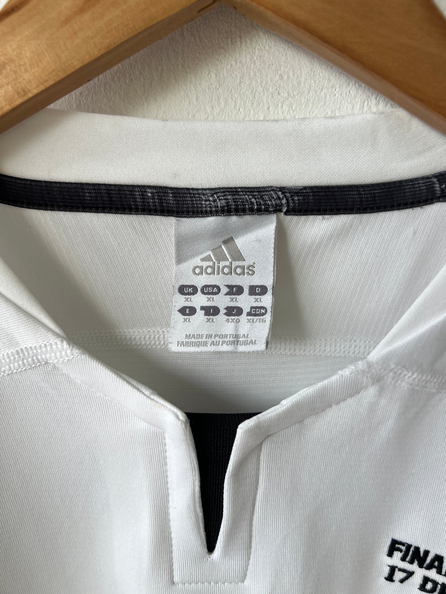 (XL) Real Madrid 2003-04 Home Shirt Beckham #23 (Copa Del Rey MDT)