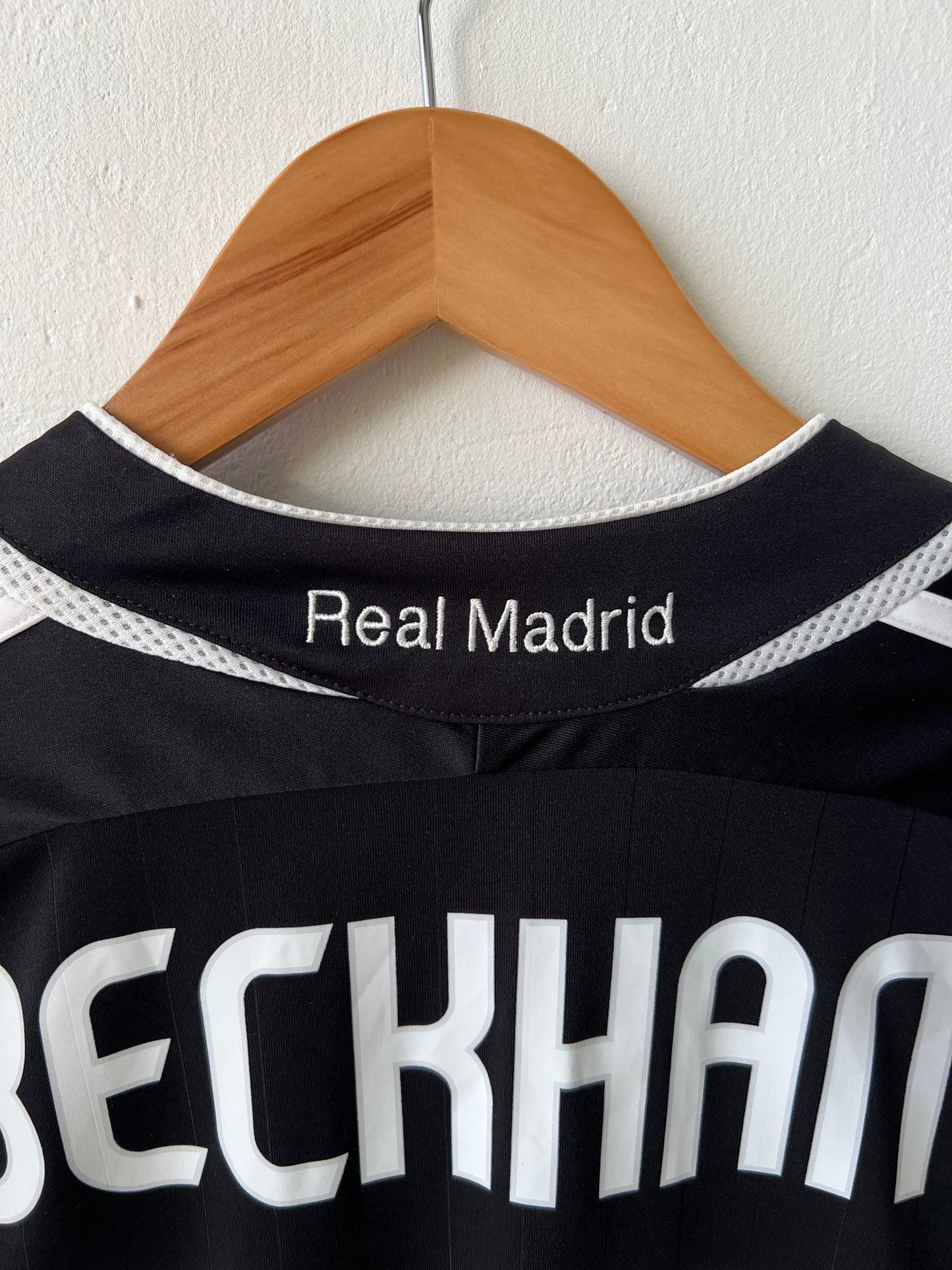 (M) Real Madrid 2006-07 Away Shirt Beckham #23