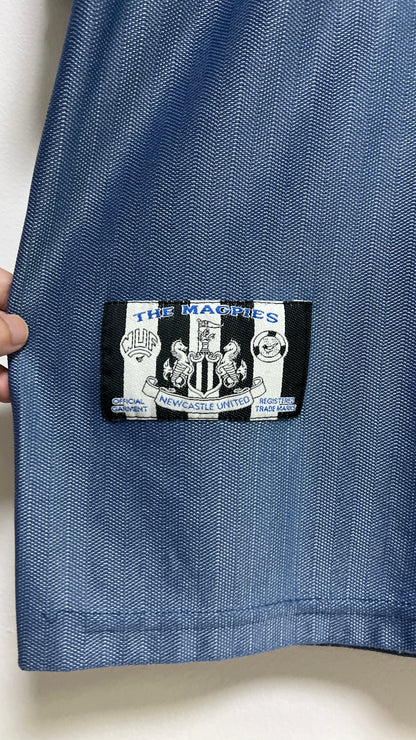Newcastle 1996-97 Away Shirt Shearer #9 (L)