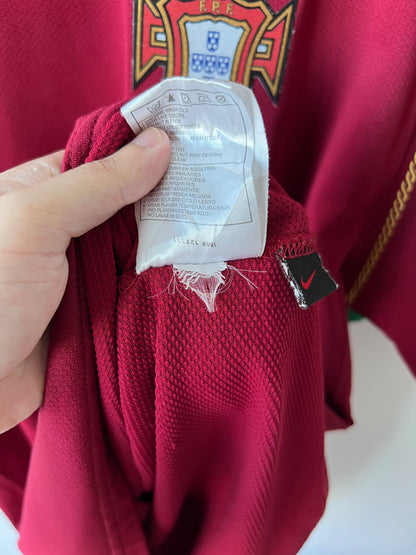 (XL) Portugal 2006-08 Home Shirt C. Ronaldo #17