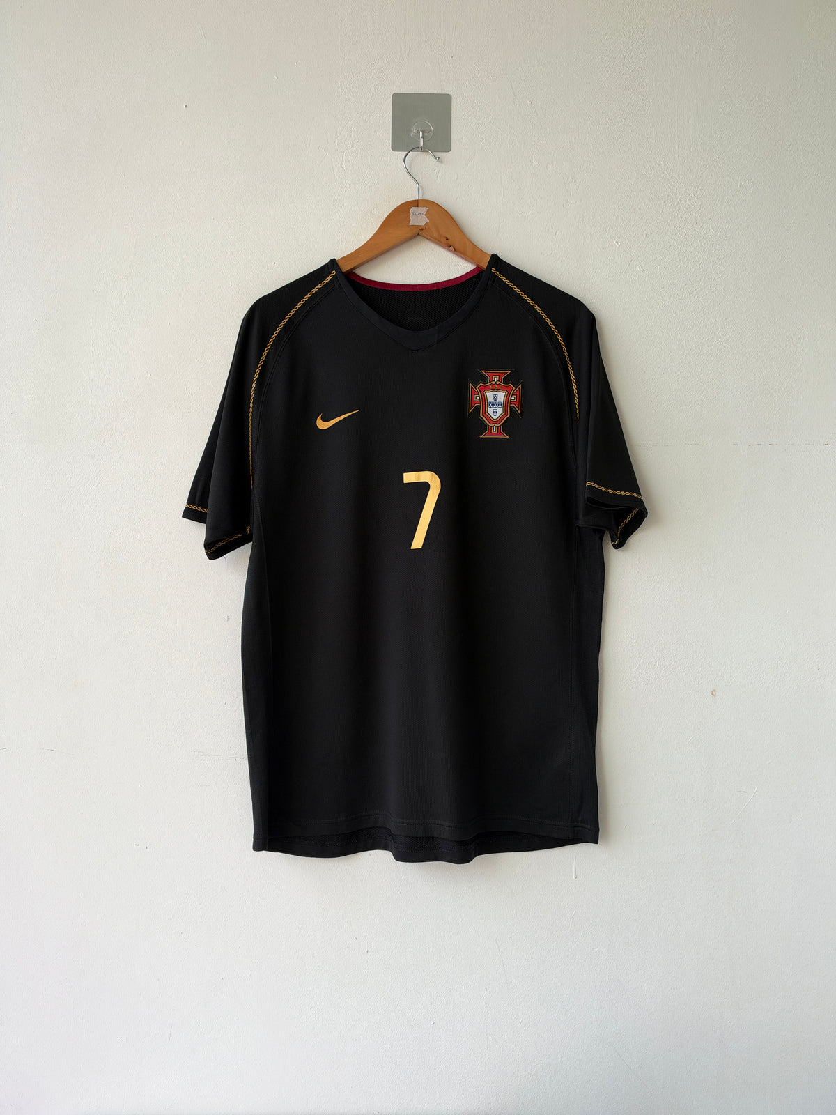 (L) Portugal 2006-08 Away Shirt Figo #7