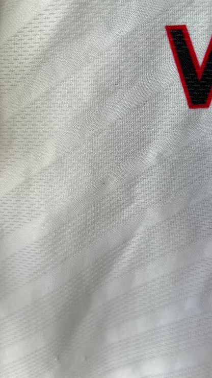 Manchester United 1996-97 Away Shirt Beckham #10 (XL)