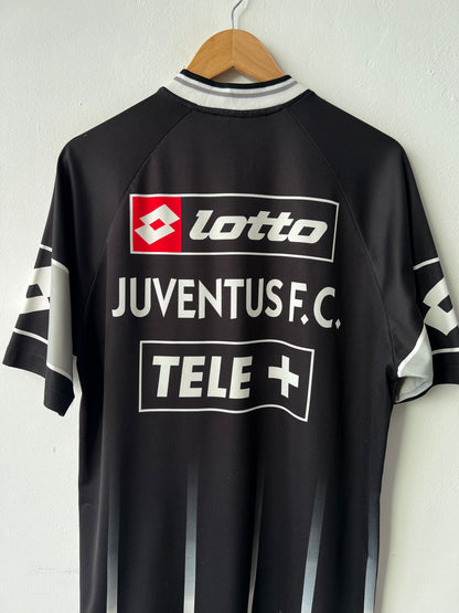 (L) Juventus 2000-01 Lotto Training Shirt