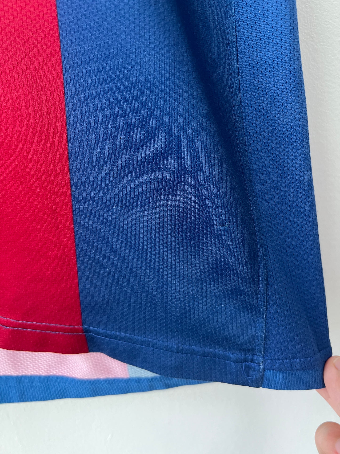(L) Barcelona 2006-07 Home Shirt A. Iniesta #24