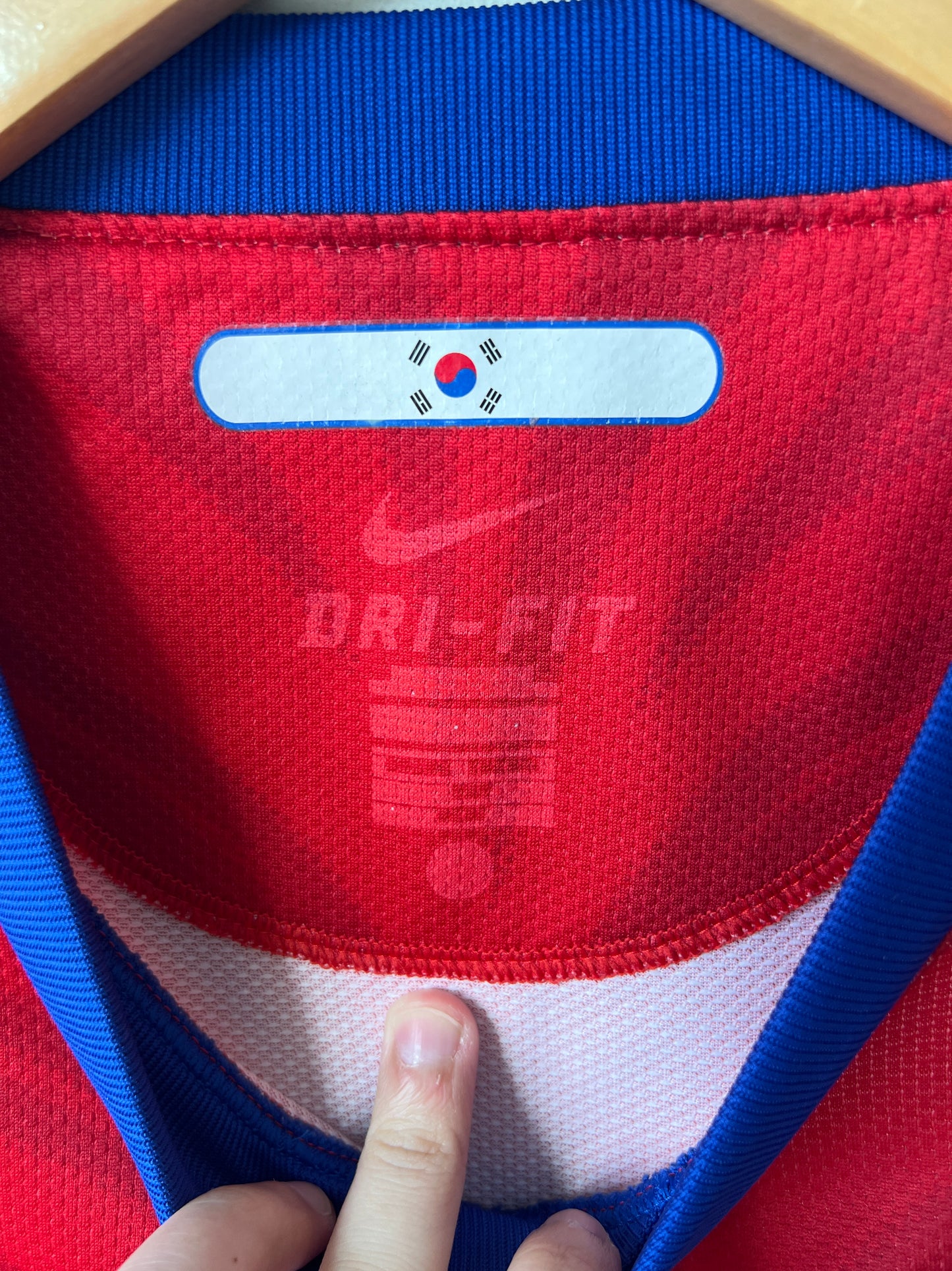 (M) South Korea 2010-12 Home Shirt Ji-sung #7